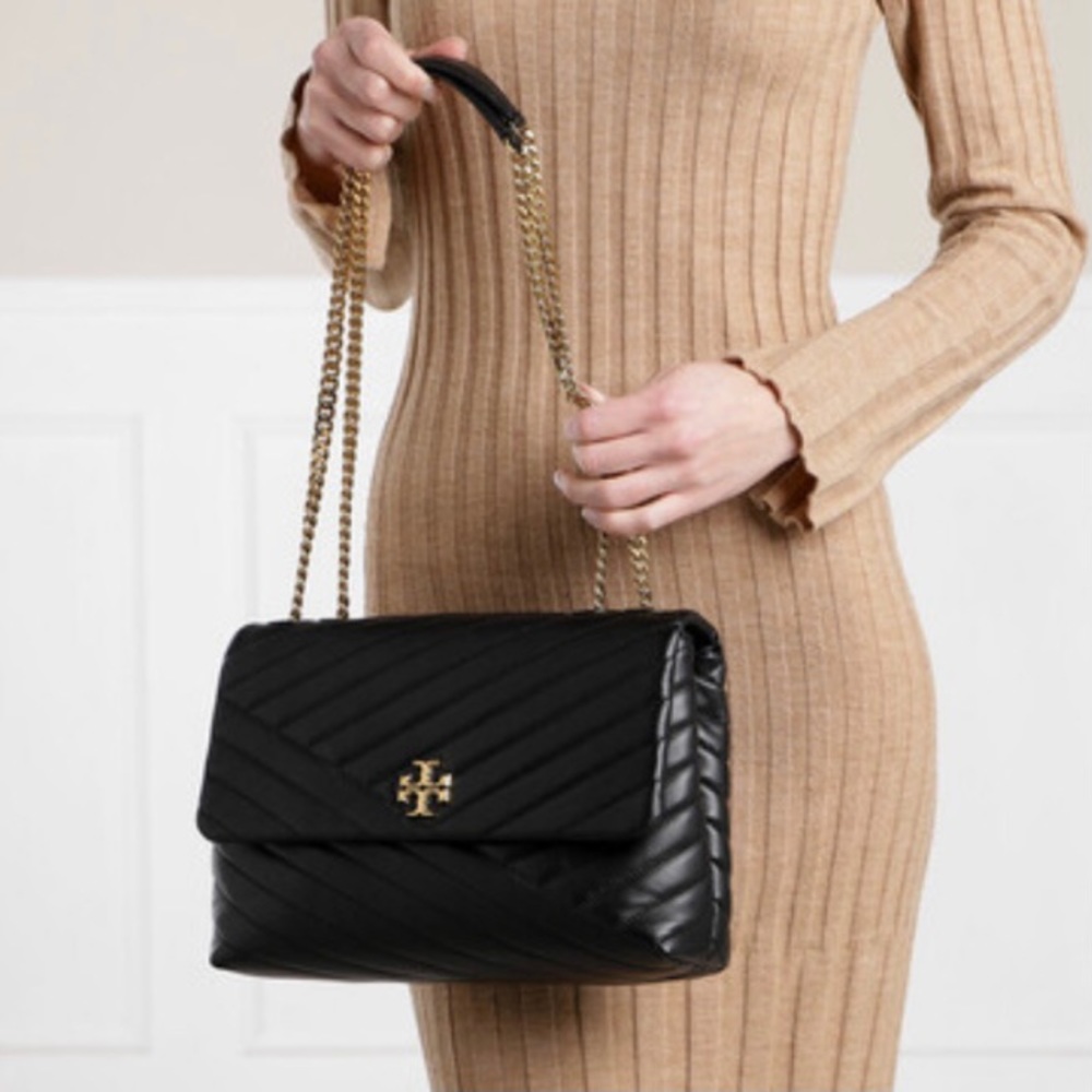 ‼️SOLD‼️ NEW!! 🌺Tory Burch Kira convertible chevron bag🌺